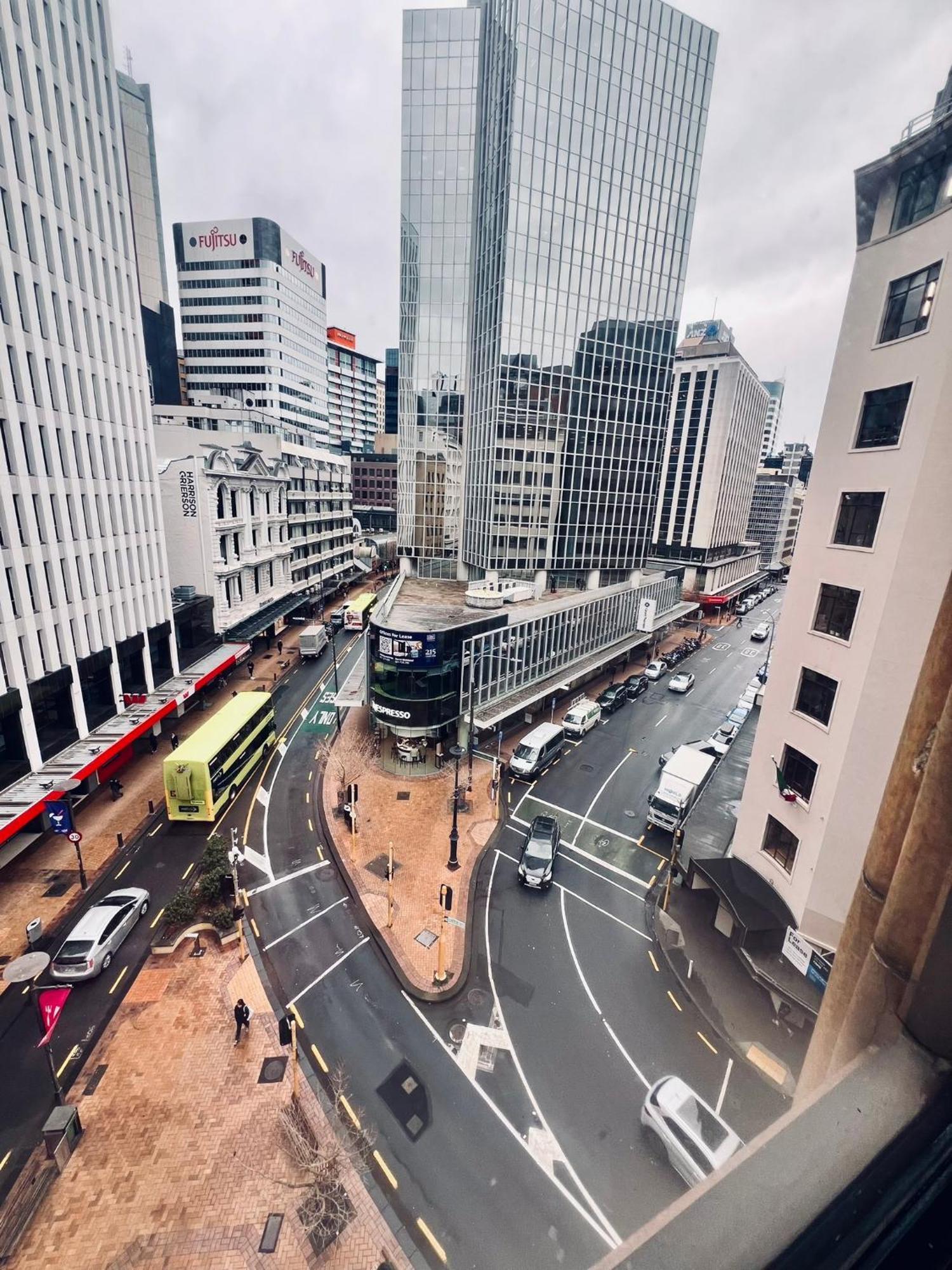 Quest Wellington Aparthotel Bagian luar foto