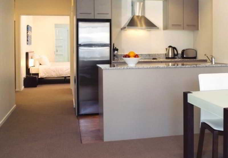 Quest Wellington Aparthotel Bagian luar foto