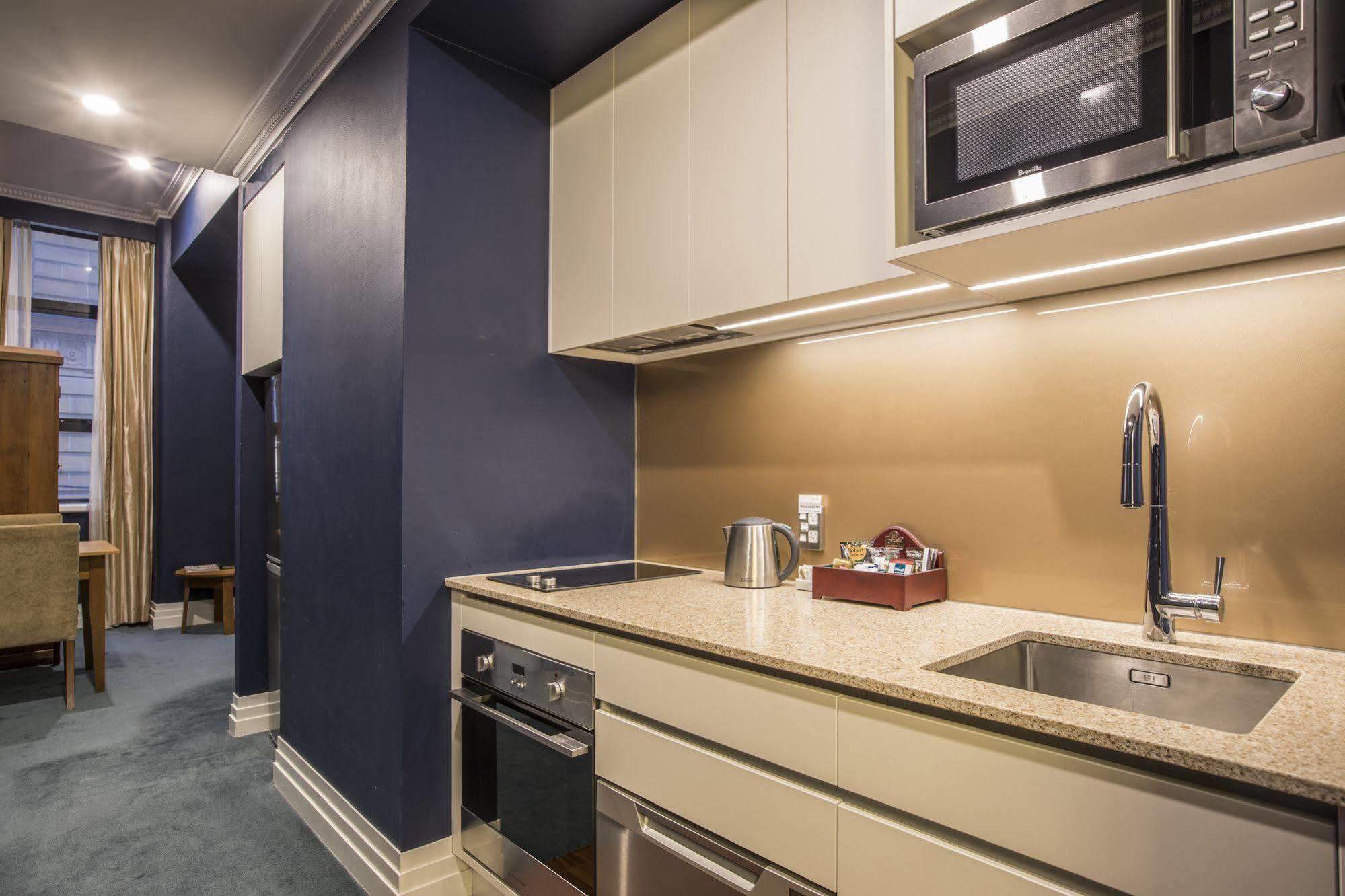 Quest Wellington Aparthotel Bagian luar foto